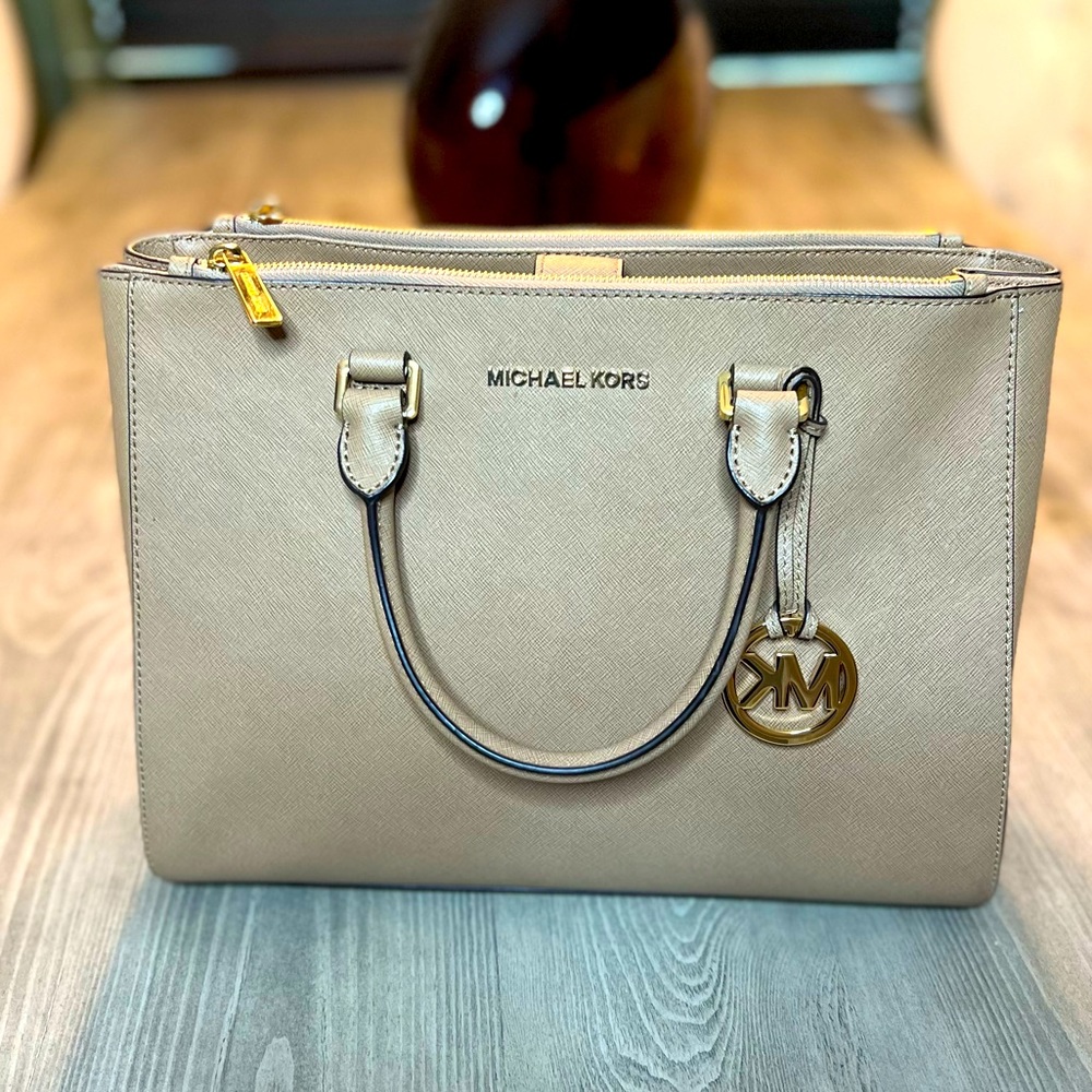 Micheal Kors  Tan Handbag
